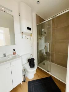 Appartements Le 32 - Studio renove - Centre : photos des chambres