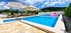 Villa Ana with a private pool on a 3000m2 property