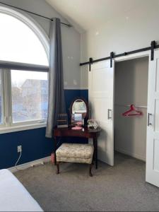Serene Bedroom with Private Ensuite