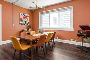 4BD near Indy 500 Speedway - BBQ & Backyard