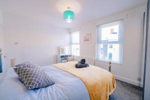 New 2BR Home Comfy and Spacious