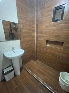 MaNel Guest House Hotel FREE BREAKFAST