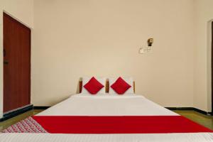 Hotel O Trident Inn