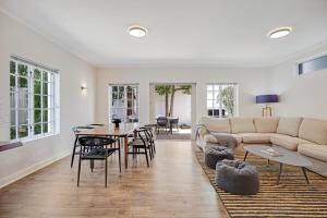 Cape Azure Stay Sea Point