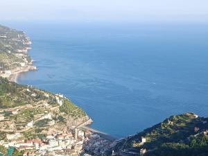 Ravello tra cielo e mare