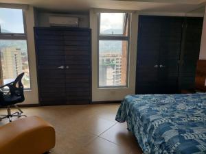 Penthouse Rooftop terrace Gem in the sky-Laureles