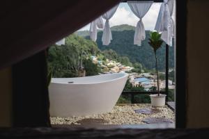 Maemai Homestay at Monjam