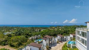 Stylish 2BR With Ocean View & Infinity Pool In Playa Bonita