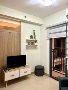 Cozy 1BR Condo Fully-furnished Resort Wi-Fi NetFlix