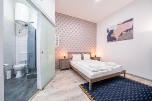 Peaceful Soho near New York Café Central w AC