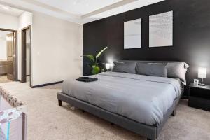 Luxurious King 3 Bedroom Suite in North Raleigh