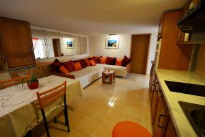 Ferienwohnung Mit Terrasse Und Grill