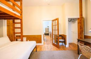 Yard, Laundry, Large! Bonus Sleep Area