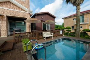 Jeju Ocean Sky Village Pension