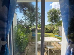 Maison rénovée près de la mer avec 2 piscines, parking et animaux acceptés - FR-1-364-174