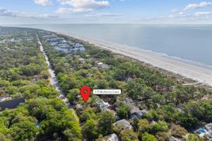 3 BR 3 BA 2 Kings Double Twin Bunk Sleeps 8 New Pool Beach gearBike rentals included Free pool heat