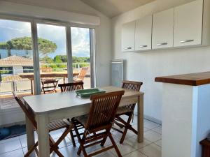 Appartements Duplex T3 avec parking prive, pres du port a La Teste de Buch - FR-1-319-587 : photos des chambres