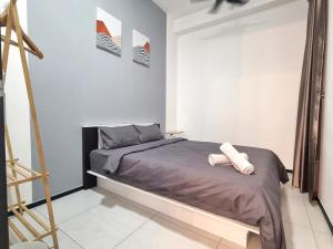 Urban Suites, 4 Plus 2 Pax, 2 Bedrooms Apartment