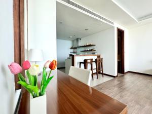 Romantic APT with SeaView - Beachfont