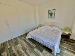 Appartements Appartement spacieux - Vue mer - Proche plage - FR-1-816-30 : photos des chambres