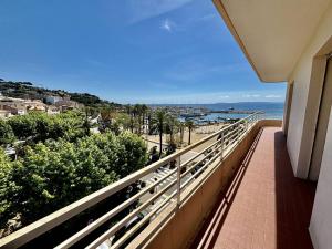 Appartements Appartement spacieux - Vue mer - Proche plage - FR-1-816-30 : photos des chambres