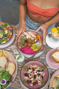 Roost Glamping - SHA Certified