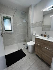 5 minutes to beach - Heated pool