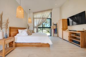 The Bungalows #4 - Boutique Hotel in Flamingo Beach - Top Level Studio