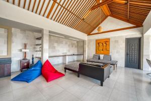 Bukit Senja Ungasan 3BR With Pool & Sunset Views