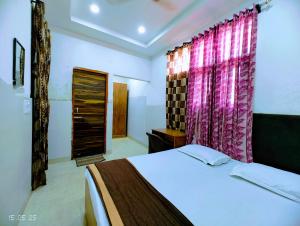 Hotel Yolo- Chandigarh