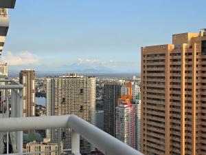 1BR Condotel with Balcony at SM Light Residences #LT07-1