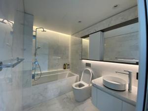 Brand New Luxury 1 bedroom Condo in Downtown Vancouver