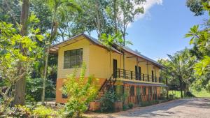 Huaykhakhaeng Country Home Resort