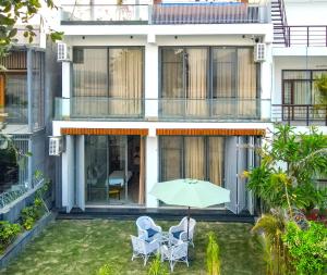 Heartland- Ganga Villa with Jacuzzi and private lift