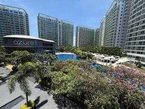 AZURE BICUTAN-MAUI 1631 City View