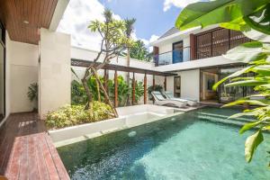 Elegant 3BR Escape Canggu AC 5min Shore