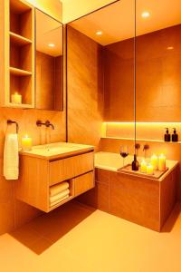 Skyline Executive 2BR Suite Level 66 Corporate-Ready Next to Ritz