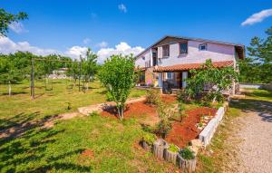 Lovely Home In Kacana With Wifi