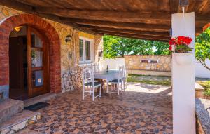 Lovely Home In Kacana With Wifi 