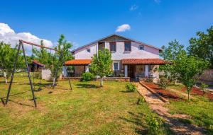 Lovely Home In Kacana With Wifi