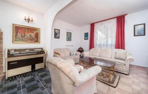 Lovely Home In Kacana With Wifi 