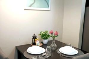 Modern Studio near BGC and Makati with free gym