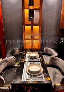 Lux Staycation at Shore 3, MOA