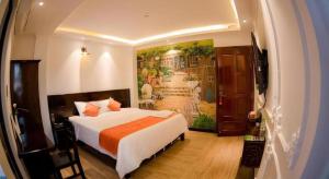 Laverne Hotel