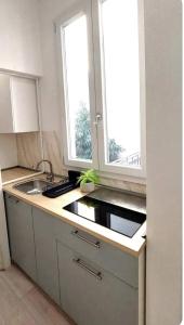 Petite Deva - Central loft with balcony