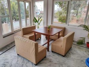 Sonis Mansion-100m from Khajuraho Temples