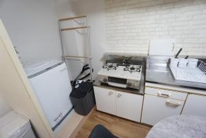 Apartment House Sanyo Green Heights 305