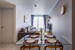 Pool View 1 Bed Apt T2-620