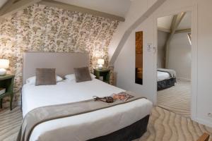 Hotels The Originals Boutique, Hotel Victoria, Chatelaillon-Plage : photos des chambres