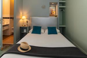 Hotels The Originals Boutique, Hotel Victoria, Chatelaillon-Plage : photos des chambres